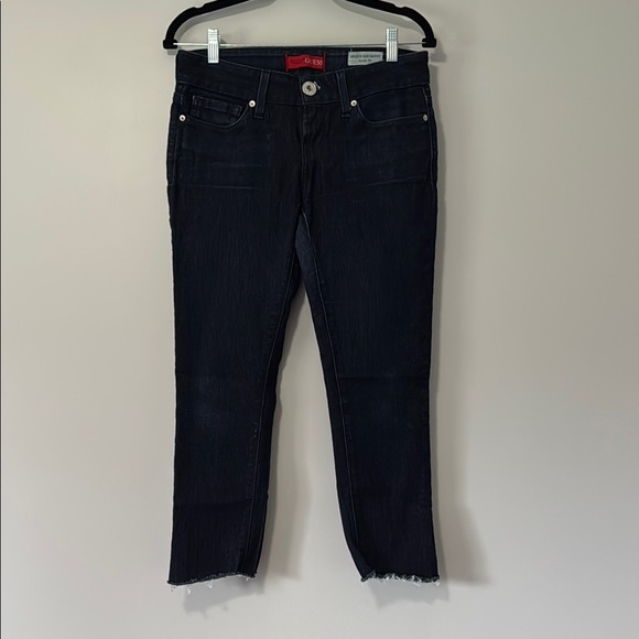 Guess Medium Rise Skinny Sarah Fir Women's Jeans - Picture 1 of 3